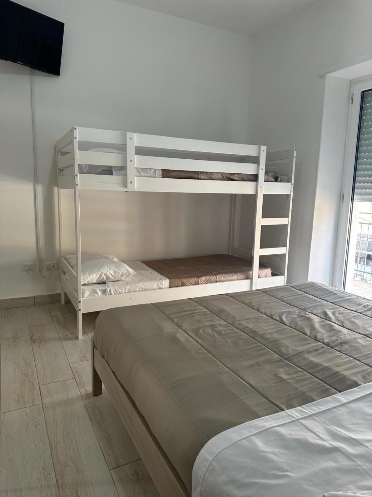 Apartament Rent House Scauri Minturno Zewnętrze zdjęcie